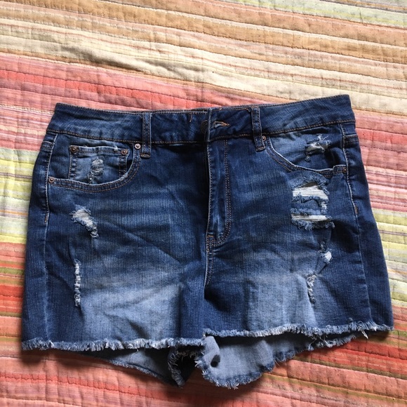 Jean Shorts - Picture 1 of 1